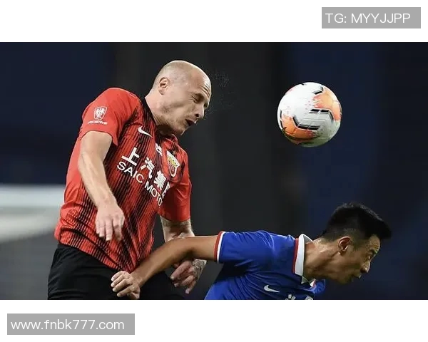 上海上港与申花的激烈对决谁将胜出期待精彩瞬间再度上演